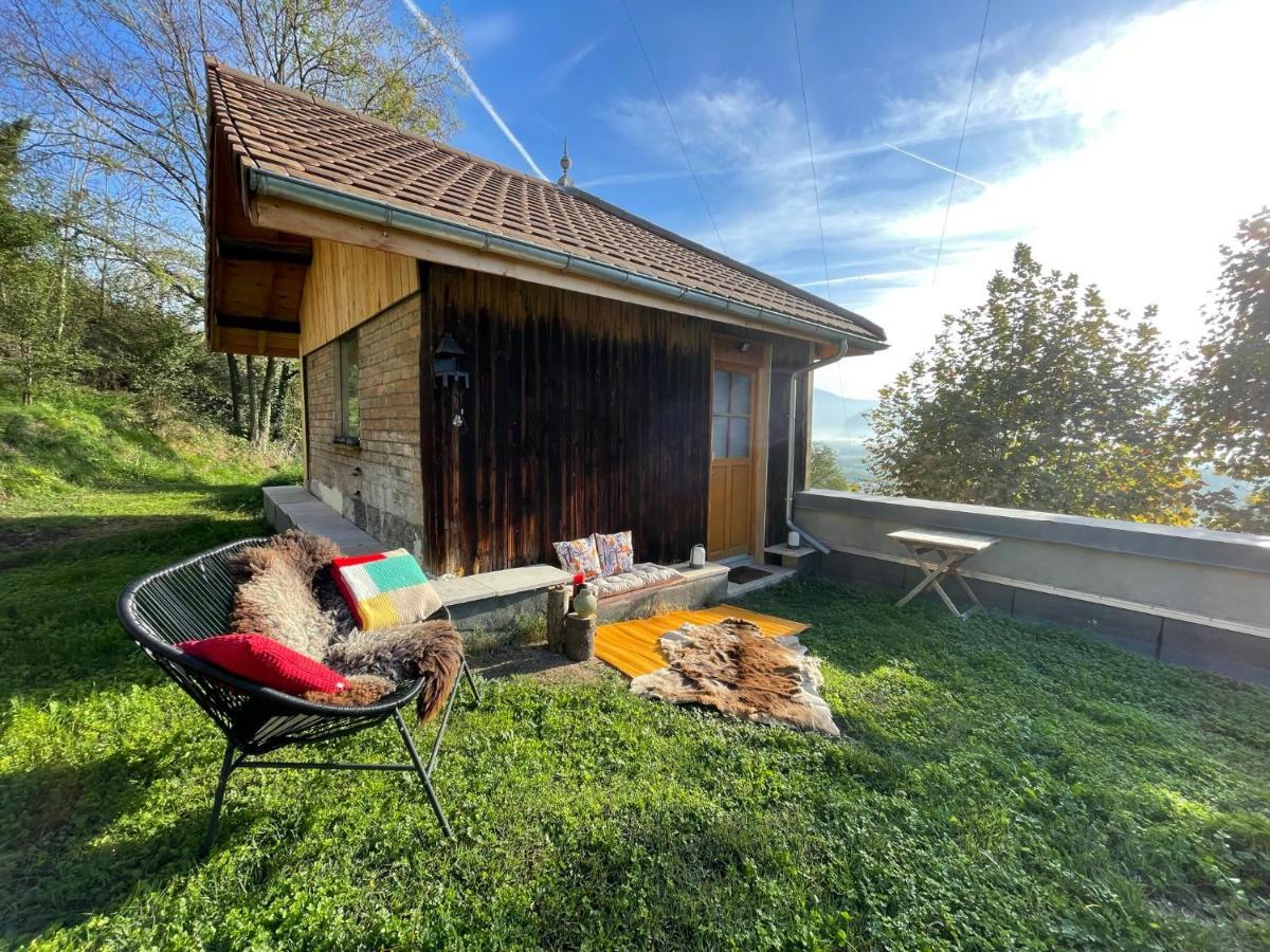 Jolie Cabane Avec Jacuzzi Pour Les Amoureux De La Nature Tullins Bagian luar foto
